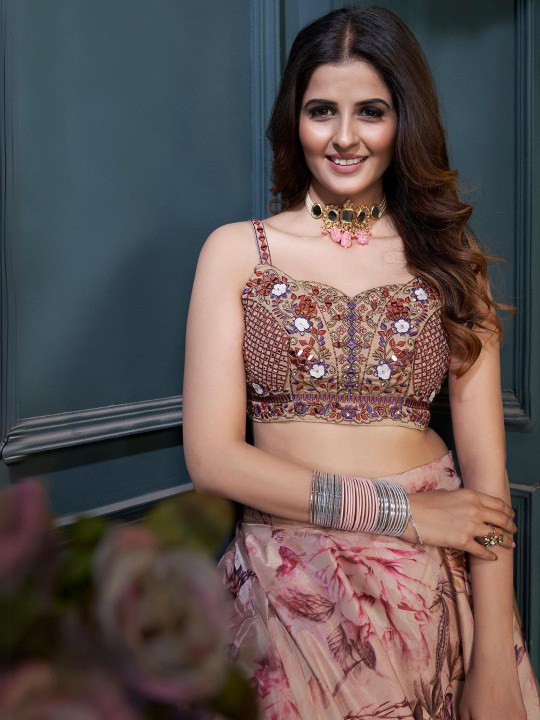 Embroidered Ready to Wear Lehenga & Blouse With Dupatta - Image 2