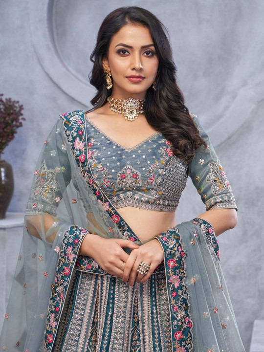 Semi-Stitched Lehenga & Unstitched Blouse With Dupatta - Image 3